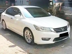 Honda Accord VTi-L Ninth GenerationRawatan ATPM Plat B GANJIL Pjk FEB 2025 Siap Pakai KREDIT TDP25jt 3