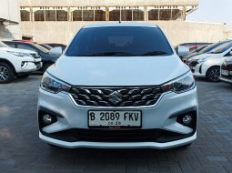 Suzuki Ertiga 1.5 GX Hybrid AT 2023 Putih