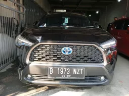 Toyota Corolla Cross 1.8 Hybrid A/T 2022 Hitam