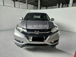 Honda HRV E AT ( Matic ) 2018 Abu² muda km low 67rban  jakarta timur