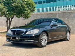 Mercedes-Benz S-Class S 300 L 2011 Sedan 1