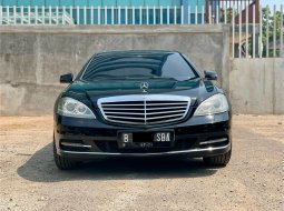 Mercedes-Benz S-Class S 300 L 2011 Sedan 2