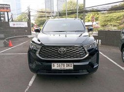 Toyota Kijang Innova Zenix 2.0 V matic 2023 Hitam