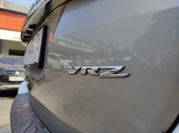 Toyota Fortuner 2.4 VRZ AT 2017 7