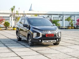 Mitsubishi Xpander Cross Premium Package AT 2022 Hitam 3