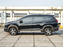 Mitsubishi Xpander Cross Premium Package AT 2022 Hitam 7