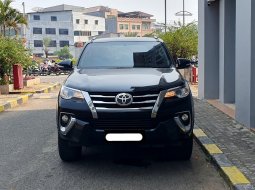 Toyota Fortuner 2.4 G AT 2016 diesel hitam cash kredit proses bisa dibantu