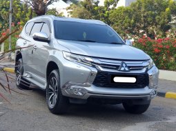 Mitsubishi Pajero Sport Dakar 4x4 AT 2018 silver sunroof cash kredit proses bisa dibantu