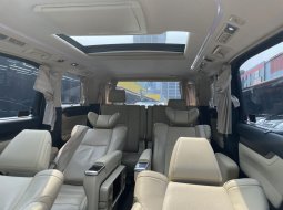 Jual mobil Toyota Alphard 2020 6