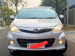 Toyota Avanza Veloz 1.5 A/T Reg 2014 Tangan Satu Rawatan ATPM Resmi Dr Baru Plt B GENAP Pjk JAN 2025 1