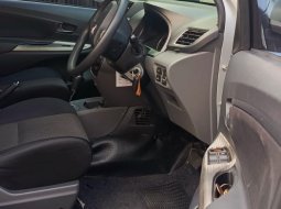 Toyota Avanza Veloz 1.5 A/T Reg 2014 Tangan Satu Rawatan ATPM Resmi Dr Baru Plt B GENAP Pjk JAN 2025 2