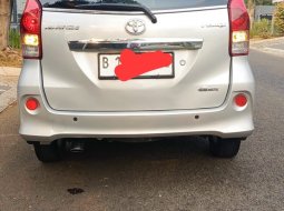 Toyota Avanza Veloz 1.5 A/T Reg 2014 Tangan Satu Rawatan ATPM Resmi Dr Baru Plt B GENAP Pjk JAN 2025 6