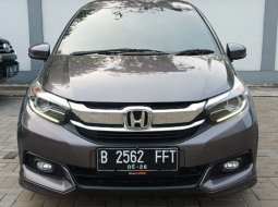 JUAL Honda Mobilio E MT 2020 Abu-abu 1