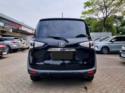 Toyota Sienta G MT 2018 5