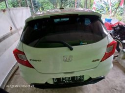 Promo Honda Brio RS CVT 2022 Putih *code60HFS 4