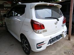 Daihatsu Ayla 1.2L R MT 2019 Putih 4