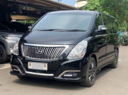 Hyundai H-1 2.5L CRDi Royale 2018 MPV