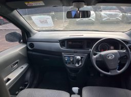 Daihatsu Sigra 1.0X MT 2022 6