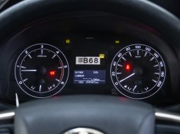 TOYOTA KIJANG INNOVA (SUPER WHITE)  TYPE G 2.4 M/T (2017) 17