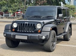 Jual mobil Jeep Wrangler 2011 2