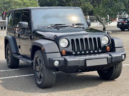 Jual mobil Jeep Wrangler 2011 1