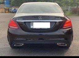 Jual mobil Mercedes-Benz E-Class 2018