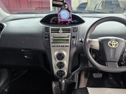 Toyota Yaris E A/T ( Matic ) 2012 Silver Km 94rban Tangan 1 Good Condition 9