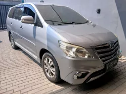 Toyota Kijang Innova 2.5 Diesel V 2015 Silver