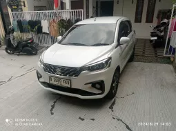 Suzuki Ertiga GX 1.5 AT Hybrid 2023 Putih