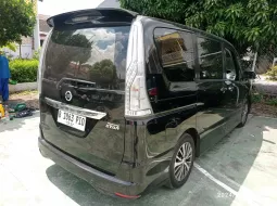 Nissan Serena Highway Star 2017 Hitam 6