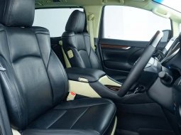 Toyota Alphard 2.5 G A/T 2017 4