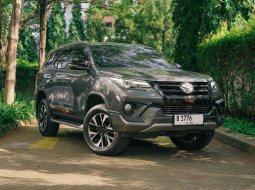 Km40rb Toyota Fortuner TRD 2018 AT 2019  2