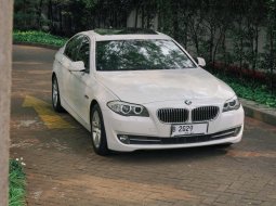 KM50rb CBU BMW 5 Series 528i 2011 Sedan 