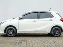 Daihatsu Ayla M 1.0 MT 2024 Putih – TDP Rendah - Mobil Murah Bergaransi 3