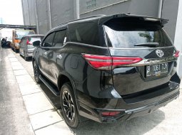 Toyota Fortuner 2.8 GR Sport Diesel Matic 2022 DP 35 Juta 4