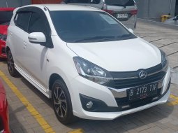 JUAL Daihatsu Ayla 1.2 R MT 2019 Putih