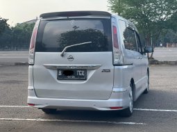 NISSAN SERENA HWS AT SILVER 2013 4