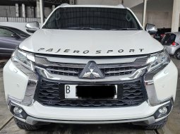 Mitsubishi Pajero Dakar Black Piano A/T ( Matic ) 2017/ 2018 Hitam Km 44rb Mulus Siap Pakai Tangan 1