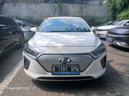 Hyundai Ioniq 38.3 Kwh Signature AT 2021  //  TDP 23 juta