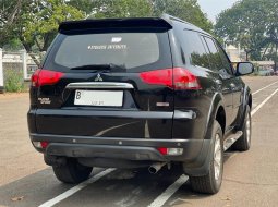 Mitsubishi Pajero Sport Dakar 2013 Hitam 5