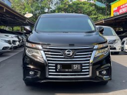 NISSAN ELGRAND HWS 2.5 AT HITAM 2014