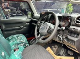 SUZUKI JIMNY 5 DOORS AT MERAH 2023 LOW KM 6