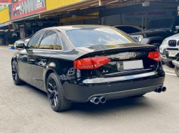 Audi A4 1.8 AT 2010 Hitam 4