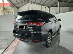 Toyota Fortuner VRZ 2.4 diesel  AT ( Matic ) 2017 Hitam km low 63rban double disk jakpus 4