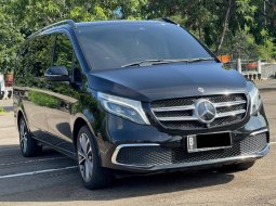 MERCEDES BENZ V260 AT HITAM 2019 LOW KM SIAP PAKAI