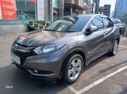 Honda HR-V E AT 2018 Silver 6