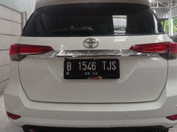 Toyota Fortuner 2.4 G AT 2019 Putih 3