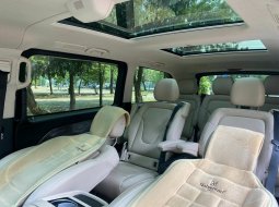 MERCEDES BENZ V260 AT HITAM 2019 HARGA TERMURAH 9