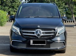 MERCEDES BENZ V260 AT HITAM 2019 HARGA TERMURAH 2