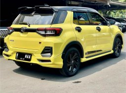 Toyota Raize 1.0T GR Sport CVT Kuning2022 4